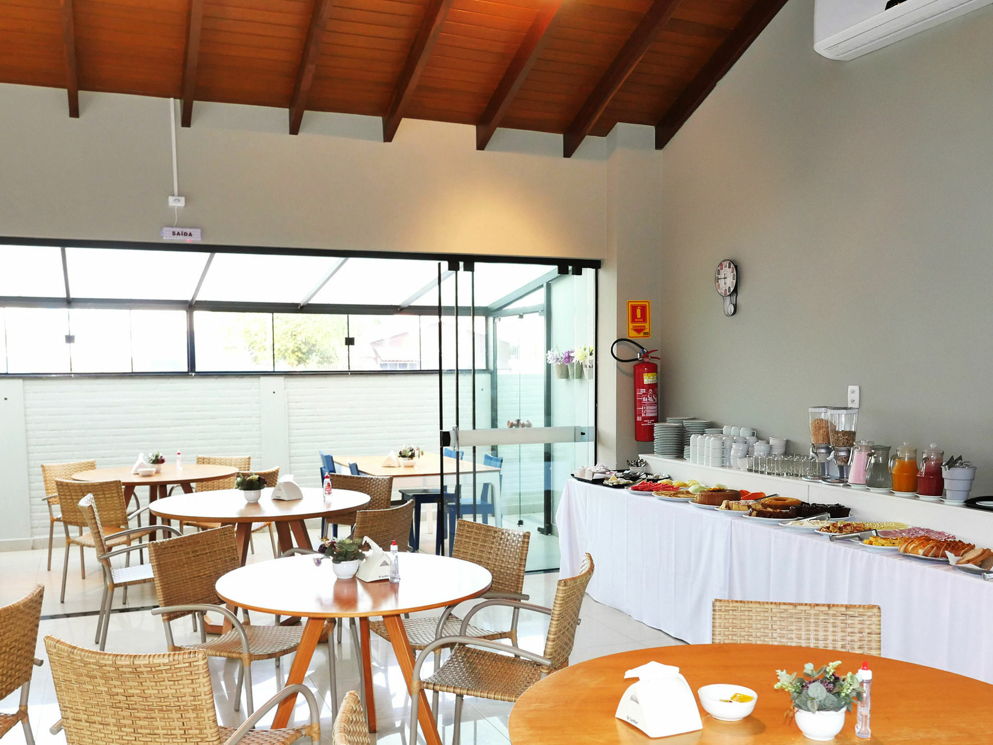 Clh Suites Bonito Centro מראה חיצוני תמונה